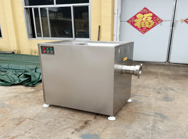 Meat grinder